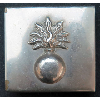 Plaque de ceinturon en métal argenté 5,5 x 5,5 cm 