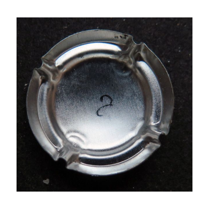 Capsule Muselet de bouteille de champagne FAY-BERJOT n° 1c pressoir argent 