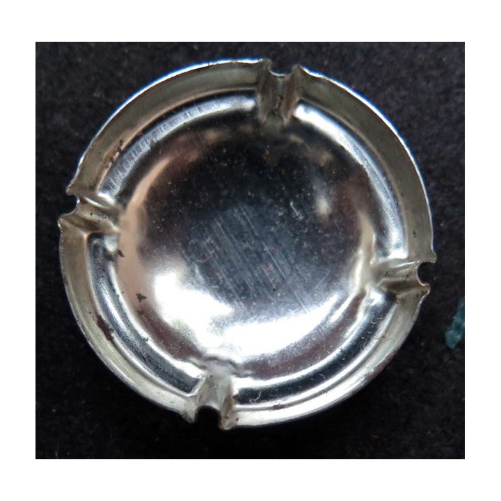 Capsule Muselet de bouteille de champagne JANISSON et Fils N° 4 Noir et argent