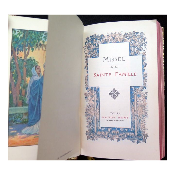 Missel de Sainte Famille aux initiales P. A. n° 140 1933  dans sa boite