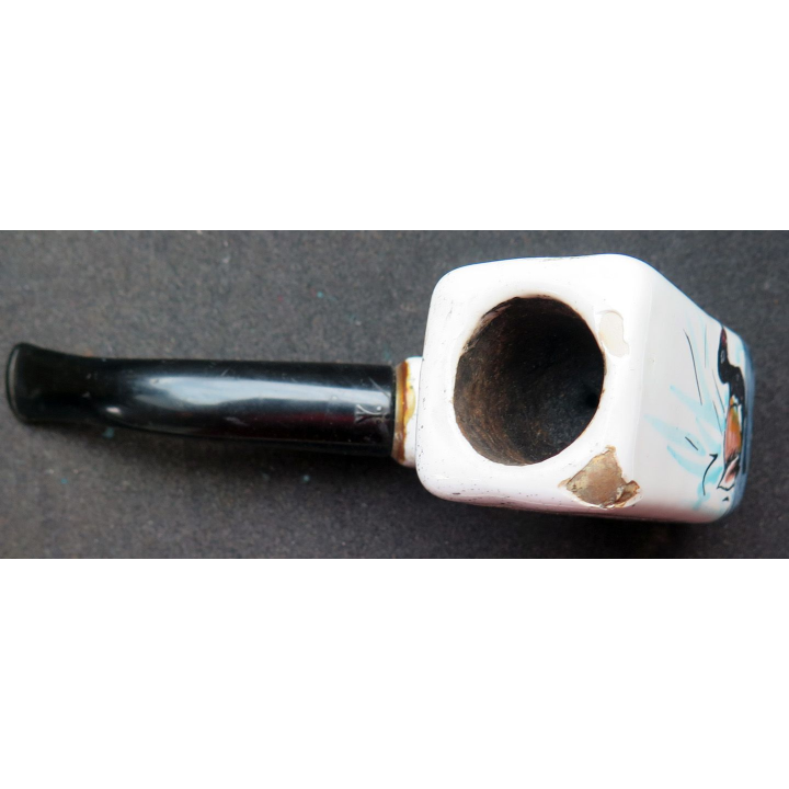 Pipe en céramique thème canard avec éclat de céramique