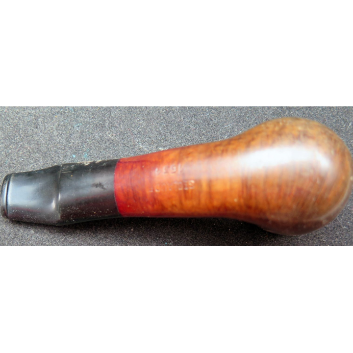 Pipe en bois Saint Claude N° 1634 culottée vintage longueur 10,5 cm