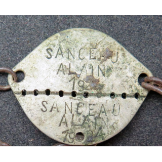 Plaque d'identité métallique de Sanceau Alain 1924 Quinper 690