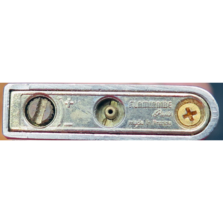 BRIQUET : briquet en acier flaminaire Paris 7 x 2,7 x 0,7 cm