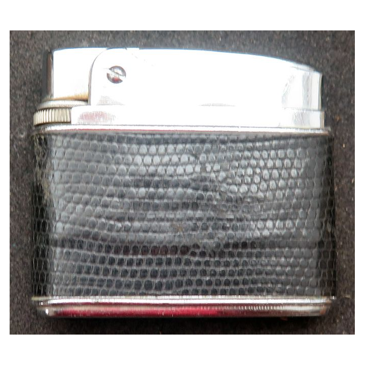 BRIQUET : briquet en acier et simili cuir noir Rowenta Gas Snip 5,3 x 4,7 x 1,3 cm