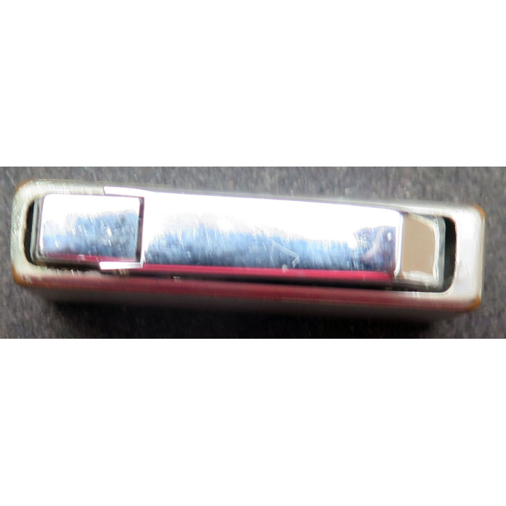 BRIQUET : briquet en acier argenté Calibri mono bas 5,5 x 3 x 1,2 cm 