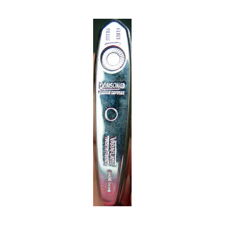 BRIQUET : briquet en acier argenté Ronson Varaflame breveté S.G.D.G 6,5 x 3,5 x 1,2 cm