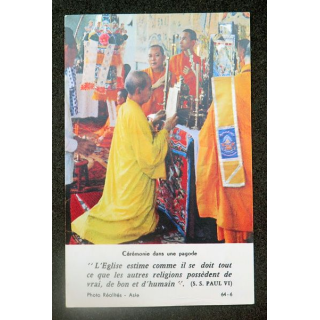 IMAGE PIEUSE : Cérémonie dans une pagode