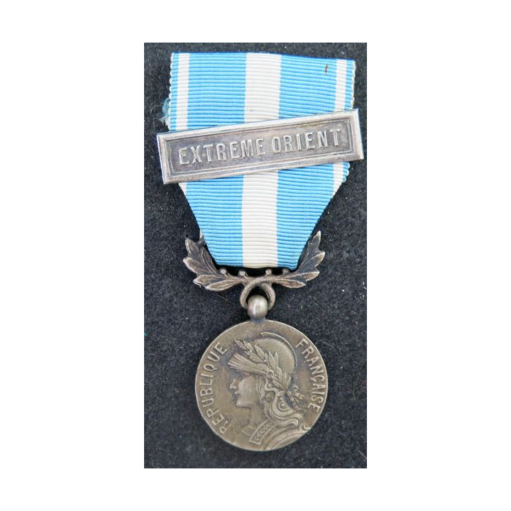 FRANCE : médaille coloniale agrafe Extrême Orient diamètre 2,7 cm 
