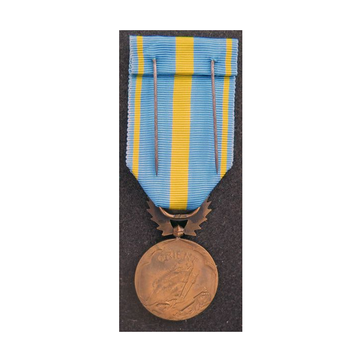 FRANCE : médaille bronze de l'UNC Union nationale des combattants 60° anniversaire