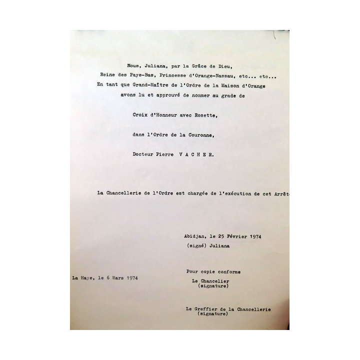 PAYS BAS : médaille et diplôme attribué de la Croix d'honneur de l'ordre de la Couronne de la Maison d'Orange avec Rosette