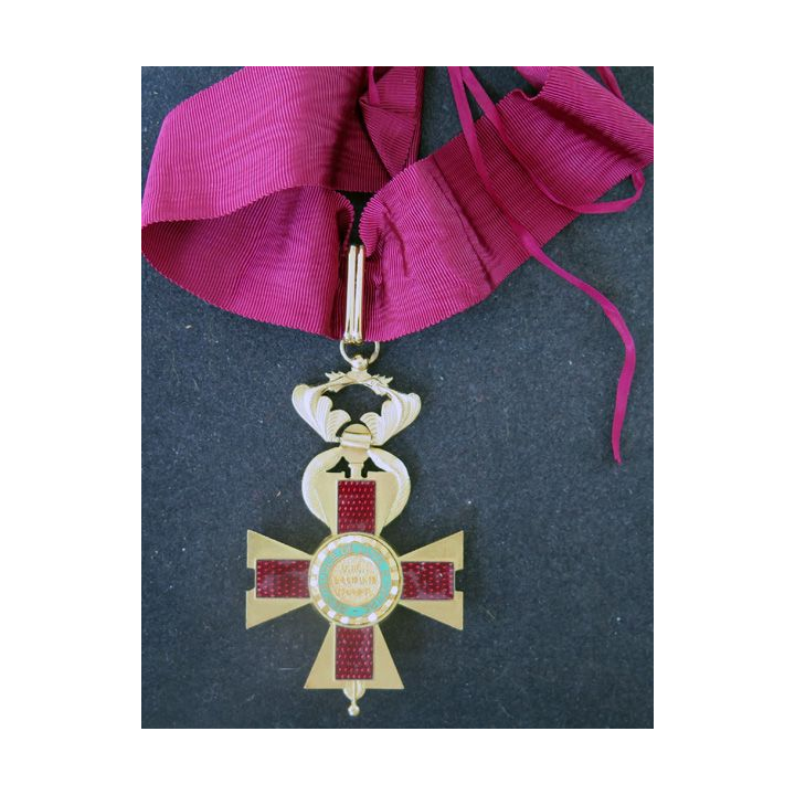 COTE D'IVOIRE : médaille de la croix de commandeur de l'Ordre de la santé publique ivoirien avec son diplôme attribué