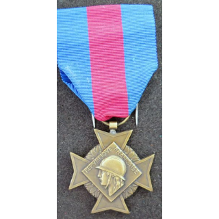 FRANCE : médaille des services militaires volontaires 1° type en bronze