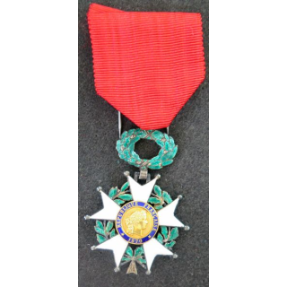 FRANCE : croix de chevalier de la Légion d'Honneur émaux parfaits