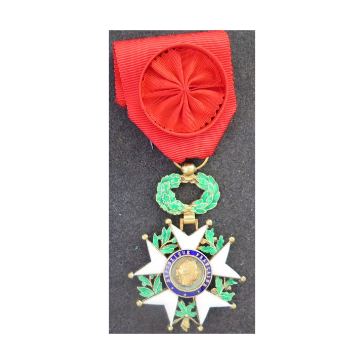 FRANCE : croix d'Officier de la Légion d'Honneur 5° république émaux parfaits 29 Floréal