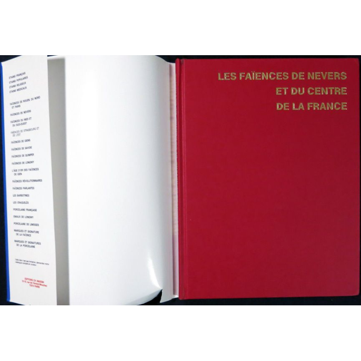 Les faïences de Nevers et du Centre de la France de Solange de Plas aux Editions Ch. Massin
