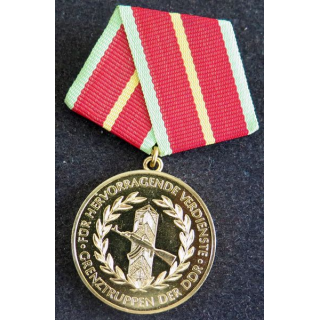RDA : médaille pour mérites exceptionnels des troupes frontalières