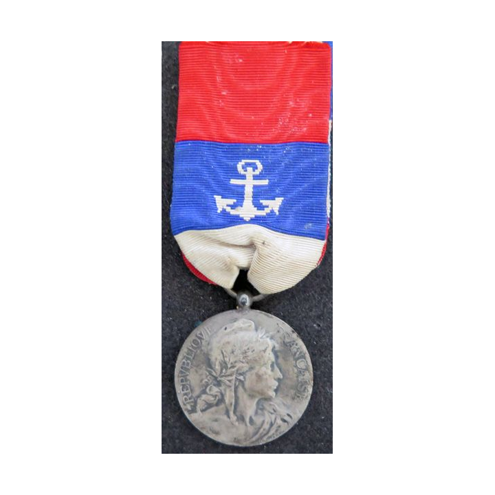 FRANCE : médaille d'honneur de la marine marchande attribuée à Le Corre en 1922 en argent