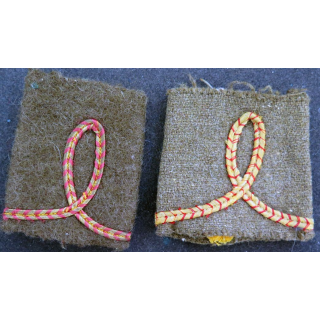 Paire de Fourreaux d'épaule d'élève officier sur feutrine kaki