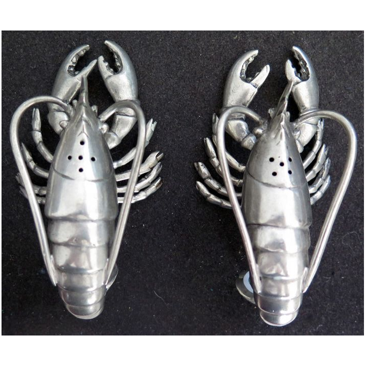 Superbe Salière et poivrière type langouste en étain de 11 cm de longueur
