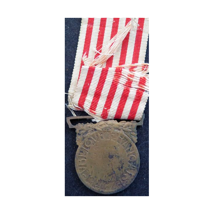 FRANCE : médaille commémorative de la Grande guerre 1914-1918 en bronze
