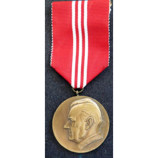 TCHECOSLOVAQUIE : Médaille pour la construction du quartier et du KSC Kromeriz