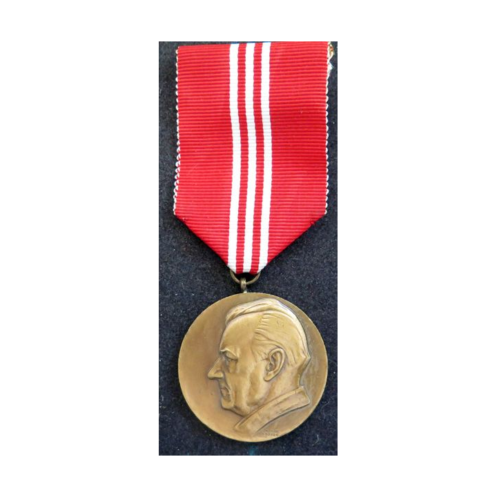 TCHECOSLOVAQUIE : Médaille pour la construction du quartier et du KSC Kromeriz