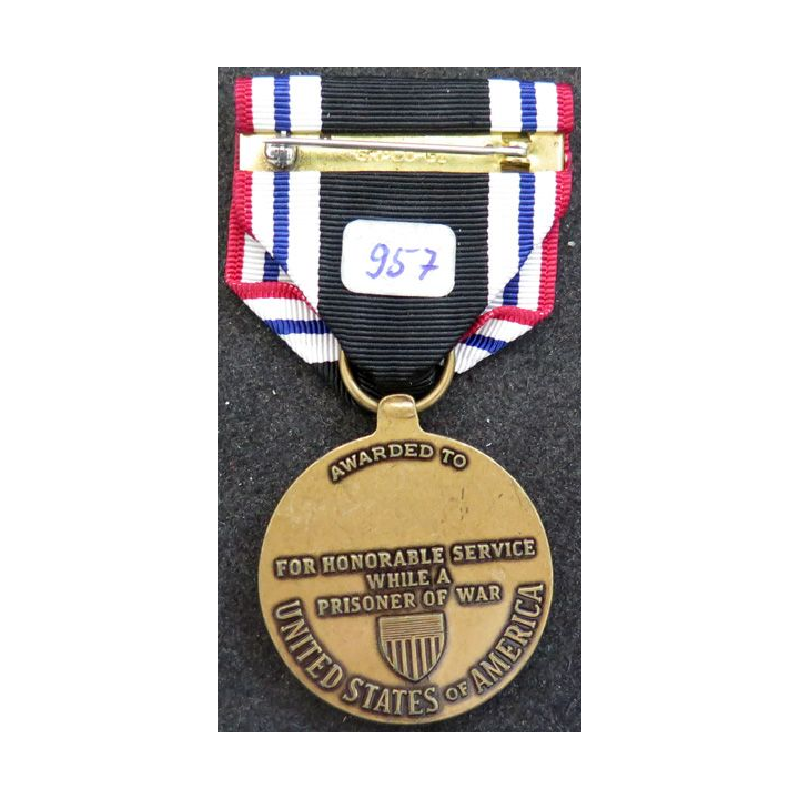 USA : Médaille de la Prisoner of War Medal POWM avec rappel tissu et métallique