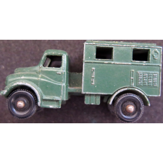 véhicule militaire Matchbox Lesney Austin MK2 radio truck N° 68