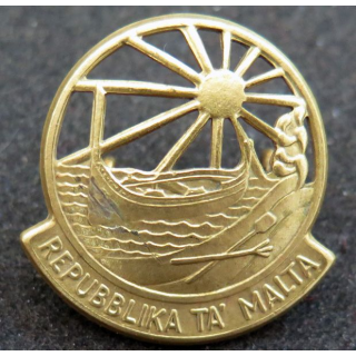 insigne de poitrine de la police de la république de Malte