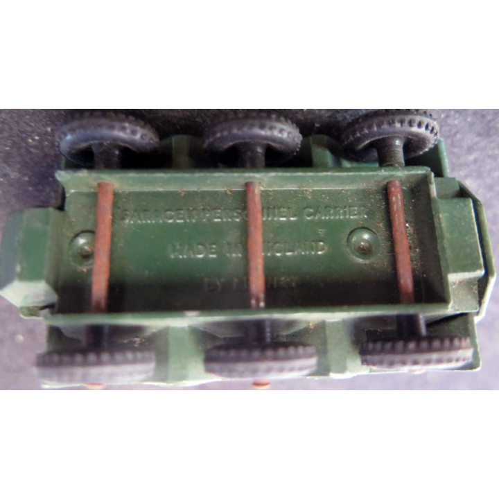 véhicule militaire Matchbox Lesney Saracen personnel carrier n° 54