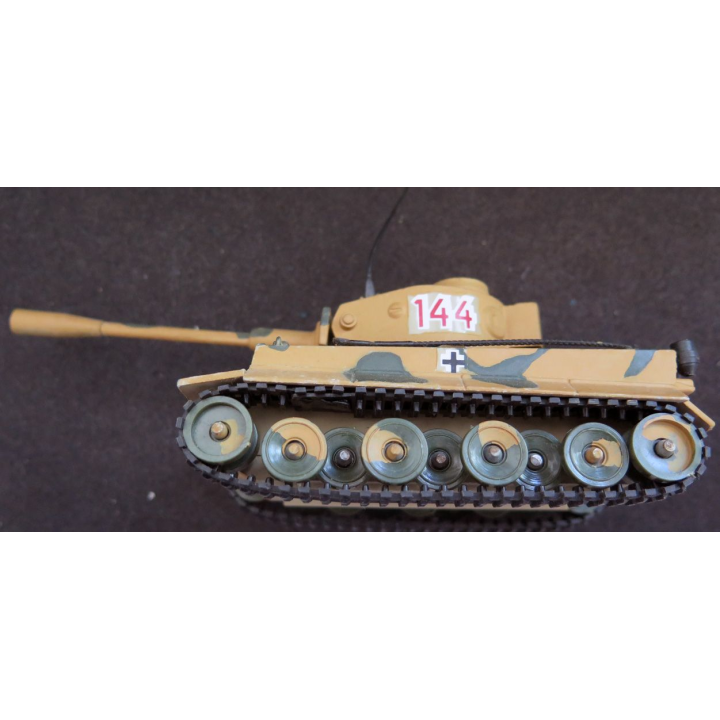 Char TIGER 1 Corgi toys Pat app 20660 / 73