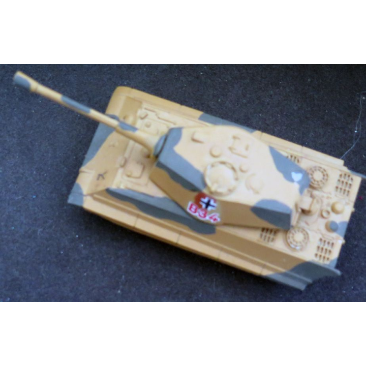 Char KING TIGER 1 German heavy tank Corgi toys