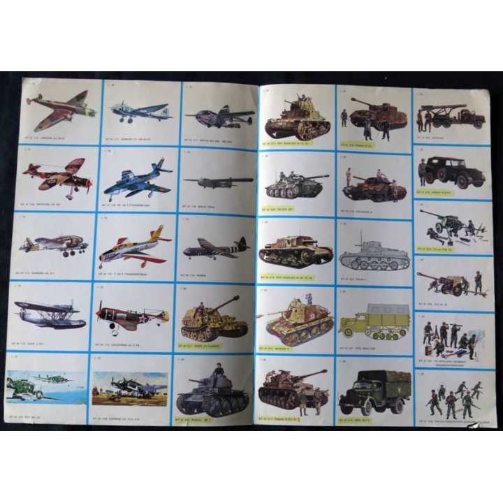 Kit Catalogues de maquettes Italaerei   année 1975 - 2 planches