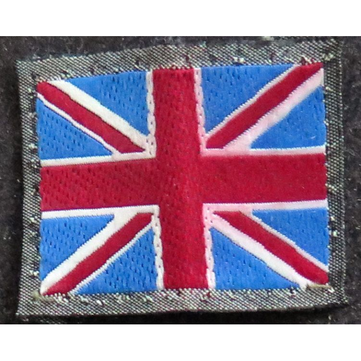 ROYAUME UNI : insigne tissude l'Union Jack anglais de dimension 2,5 x 3,2 cm