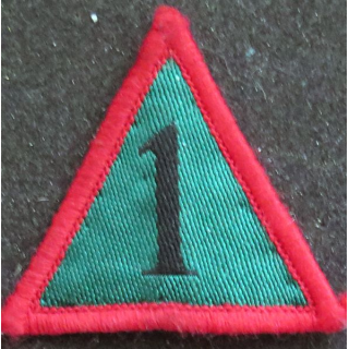ROYAUME UNI : insigne tissu inconnu anglais de dimension 5 x 4,5 cm