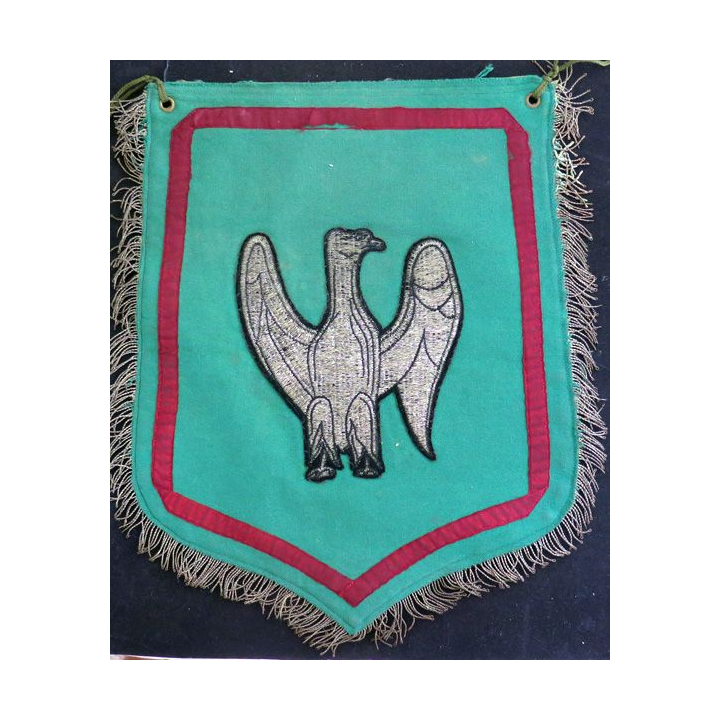 7° RCH : Flamme de trompette du 7° régiment de chasseurs à cheval 25 x 35 cm fils argentés