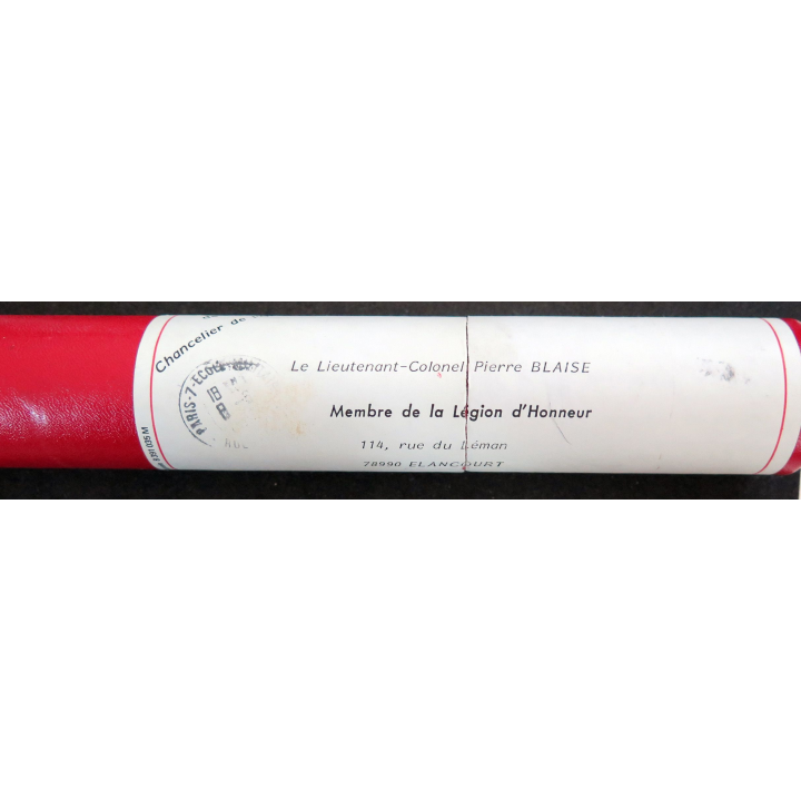 FRANCE : diplôme de chevalier de l'ordre de la légion d'honneur attribué par François Mitterand en 1988