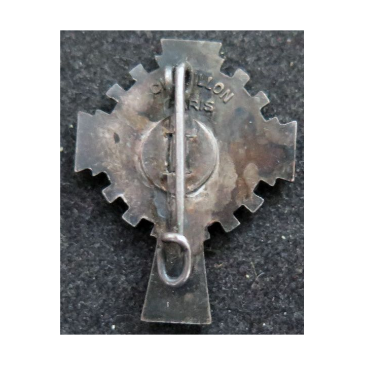 Vieille broche de la croix de fabrication Chobillon de hauteur 2,6 cm