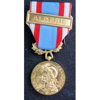FRANCE : médaille commémorative des opérations de sécurité et de maintien de l'ordre en Algérie