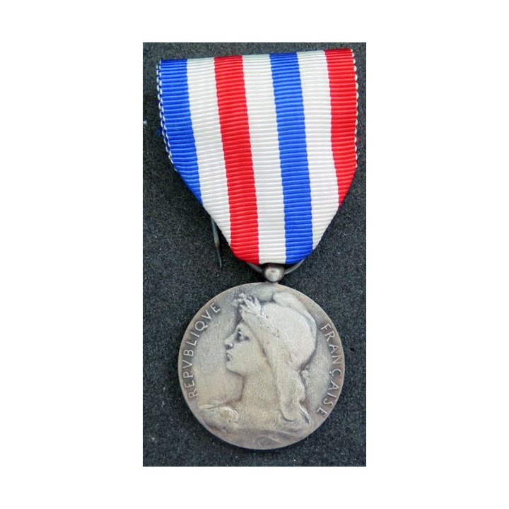 FRANCE : médaille d'honneur des chemins de fer du Ministère des Travaux publics