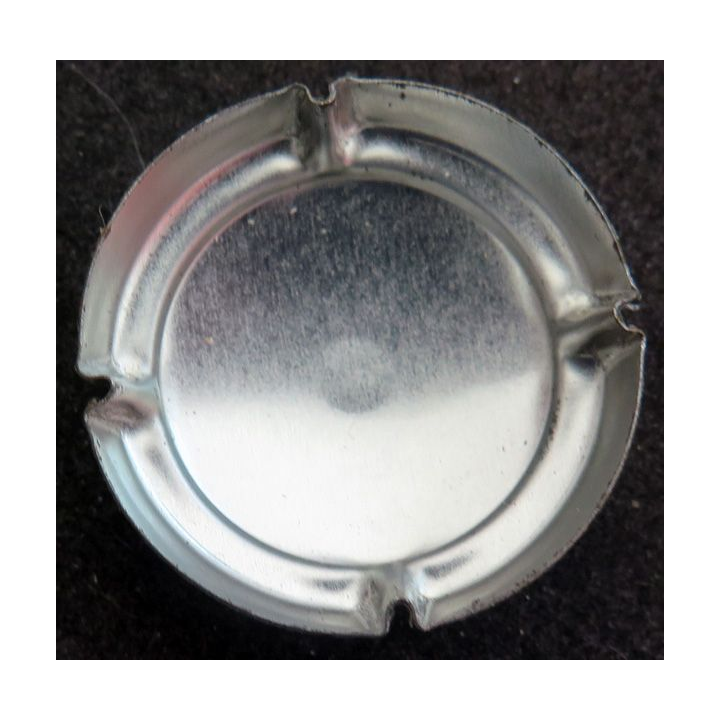 Capsule Muselet de bouteille de champagne GÉNÉRIQUE n° 395 lettres fines métal et noir
