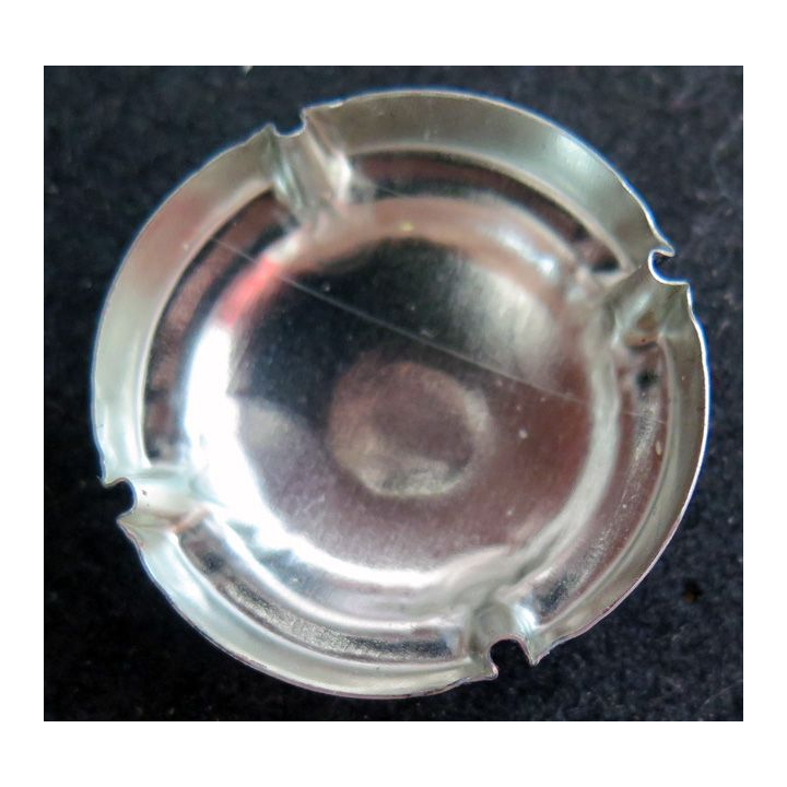 Capsule Muselet de bouteille de champagne CHANOINE Frères n° 5a Gris foncé, or et blanc