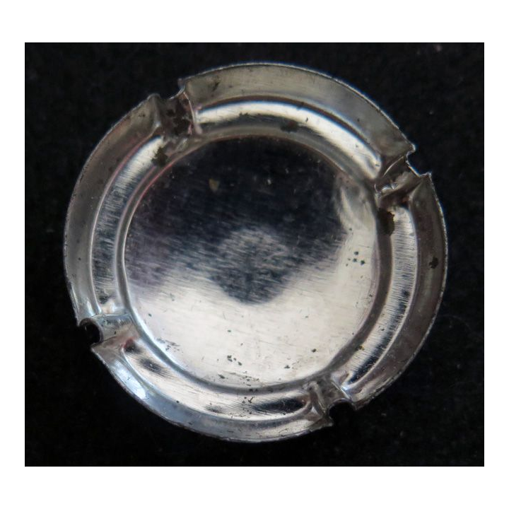 Capsule Muselet de bouteille de champagne Nicolas FEUILLATTE n° 44 contour bleu centre noir