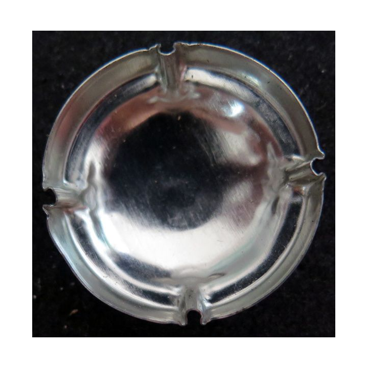 Capsule Muselet de bouteille de champagne RŒDERER Louis n° 104 Argent noir et blanc