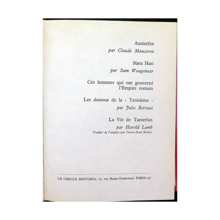 Le Cercle Historia Austerlitz / Mata Hari