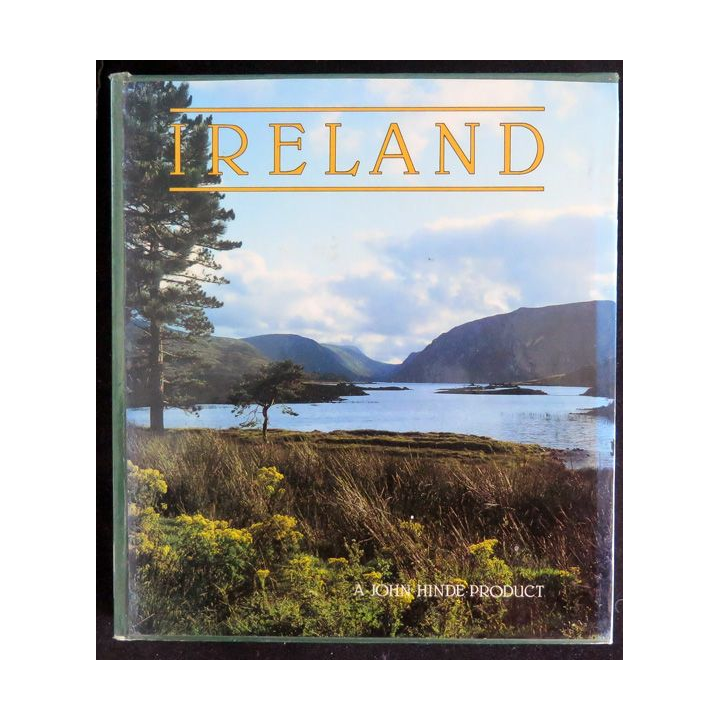 Ireland de terence J Sheehy a John Hinde Product en anglais