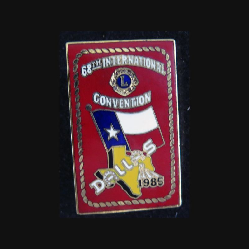 Pin's Ancien Club De Ski International Munich – Insigne Revers émaillé, Ski Alpin Vintage