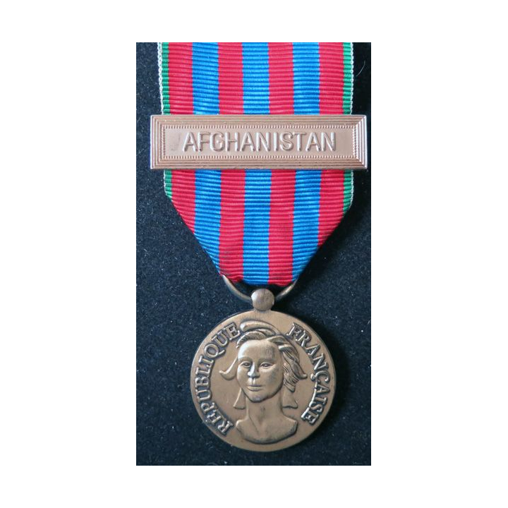 FRANCE : médaille commémorative française avec agraphe "Afghanistan" en métal bronzé