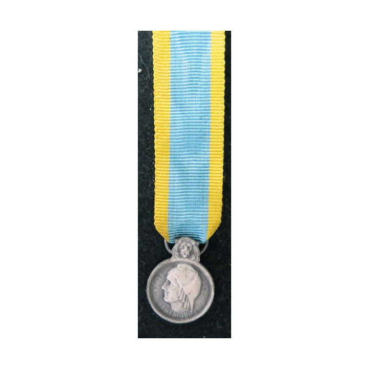 FRANCE : médaille miniature d'argent de l'éducation physique et des sports